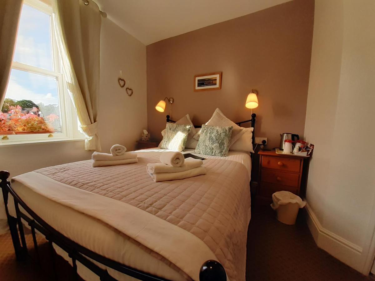 Harvington House Bed & Breakfast เคสวิค ภายนอก รูปภาพ